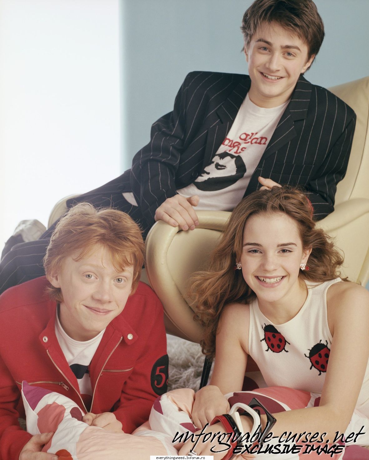 sa va recomand ji yo cateva :

1. harry potter ... (ji sa va vand ji un pont: cartea a 6-a apare p